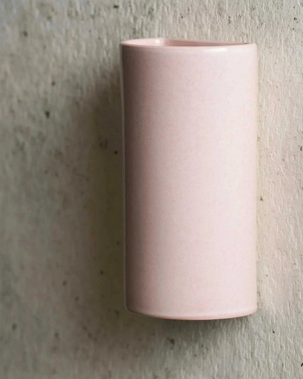 Robert Gordon Curve ceramic wall light, rose quartz | Norsu Interiors