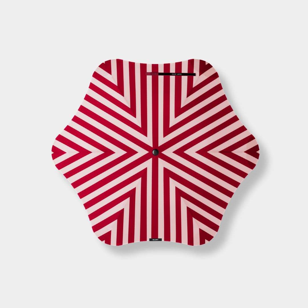 BLUNT Metro Umbrella in Desert Rose design with durable, wind-resistant canopy and compact, stylish foldable frame