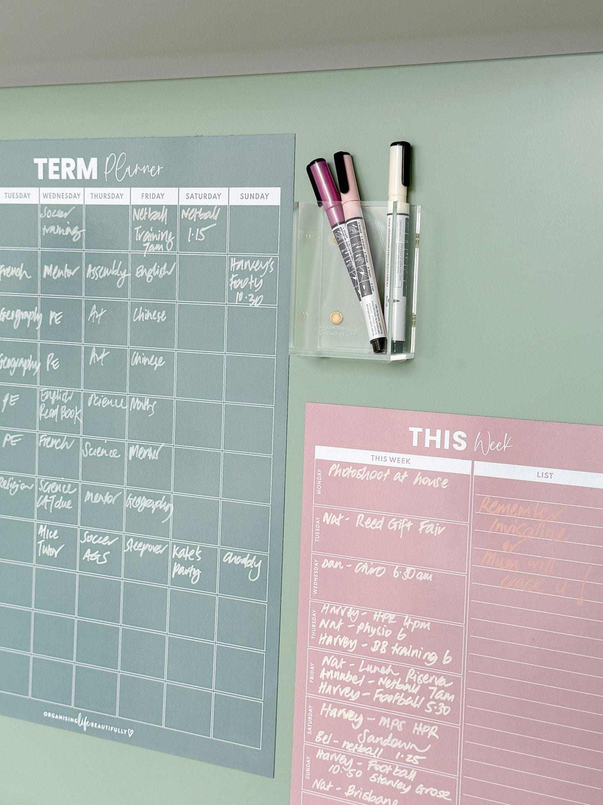 White liquid chalk marker with fine reversible nib for planning and organizing on glass boards