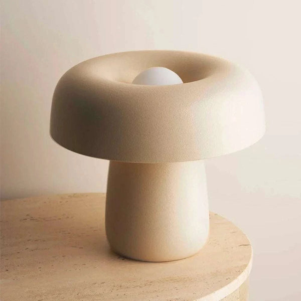 Robert Gordon Nest ceramic table lamp, sand | Norsu Interiors