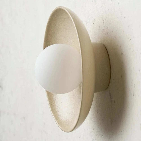 Robert Gordon Dish wall sconce, sand | Norsu Interiors