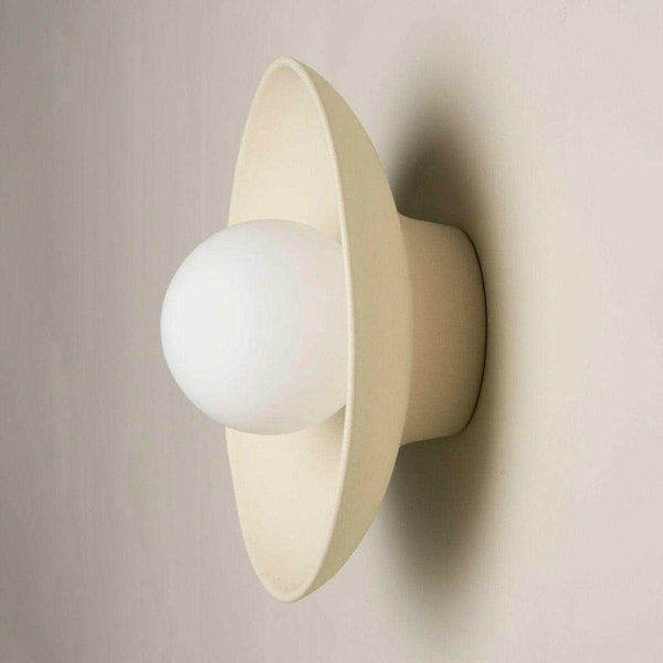 Robert Gordon Dish wall sconce, bone | Norsu Interiors