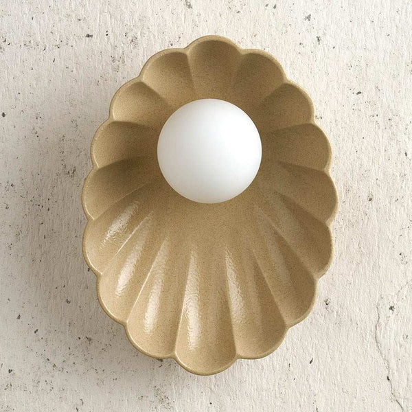 Robert Gordon Oyster ceramic sconce light, sand | Norsu Interiors