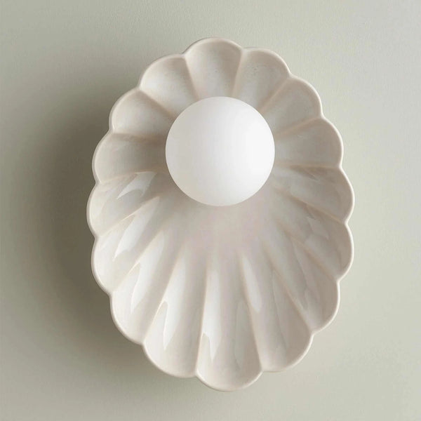 Robert Gordon Oyster sconce light, coast | Norsu Interiors