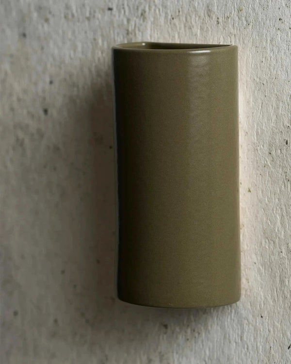 Robert Gordon Curve ceramic wall light, olive | Norsu Interiors