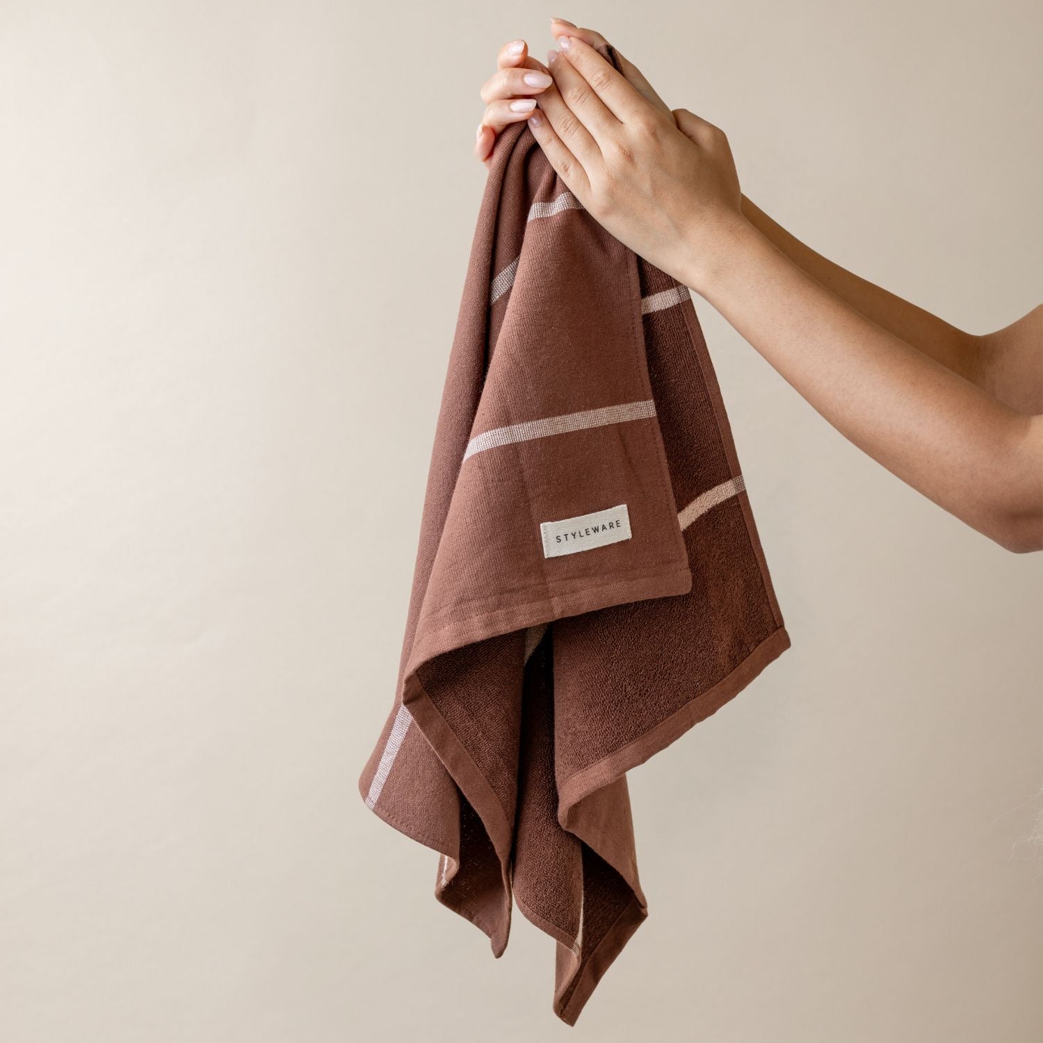 Styleware Between The Lines Tea Towels - Mocha