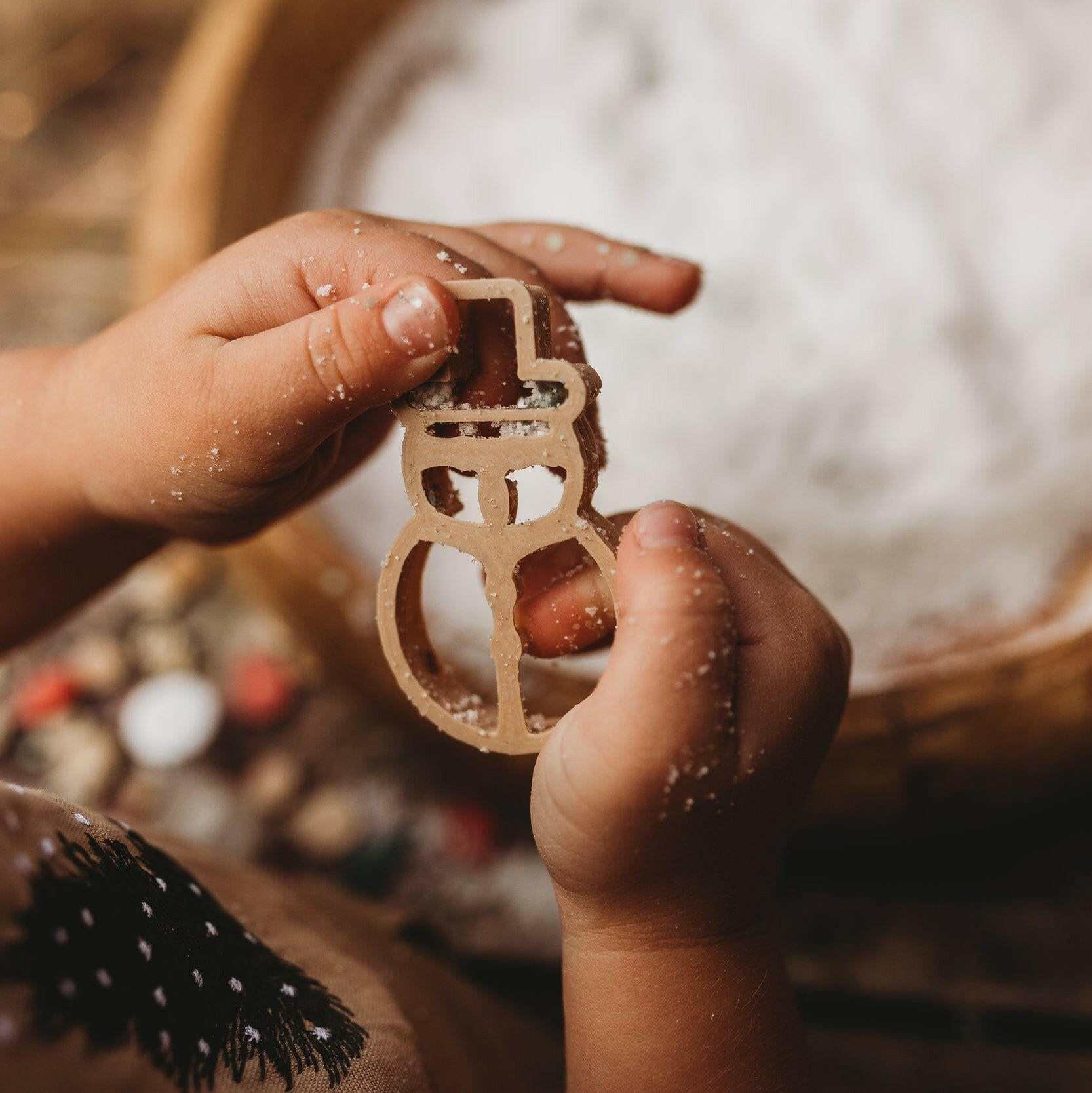 Kinfolk Pantry Toy Kinfolk Pantry, Christmas Traditional Eco Cutter Set