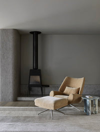 GlobeWest Tepih Eira Rug - Ecru, styled in a room setting