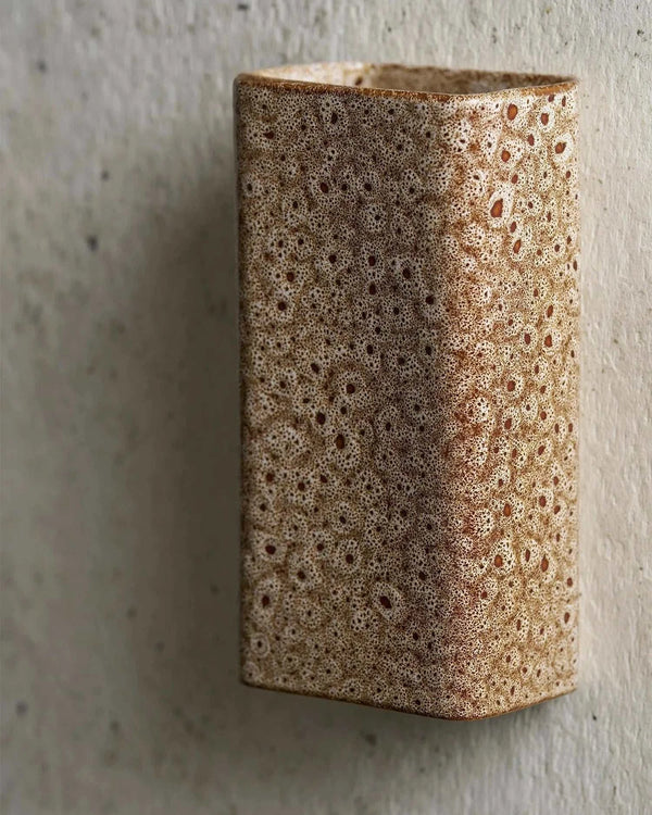 Robert Gordon Box ceramic wall light, white ochre | Norsu Interiors