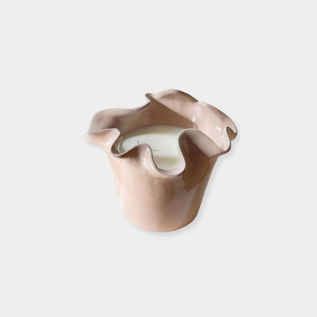 norsu Studio Flow sculptural ceramic scented candle in blush with Alhambra fragrance and ruffled-edge design