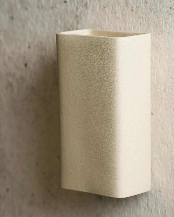Robert Gordon Box ceramic wall light, poppyseed | Norsu Interiors