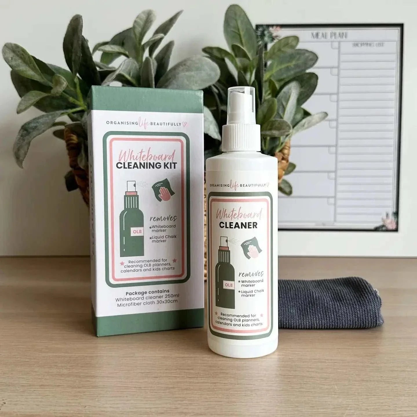 White Board Cleaning Kit with 250ml spray bottle and microfibre cloth for removing whiteboard markers and liquid chalk.