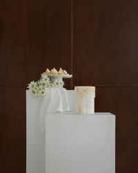 CoTheory Embrace Table Holder - White Onyx