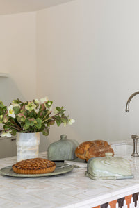 CoTheory Cameo Oblong Cake Tray - Verde Green