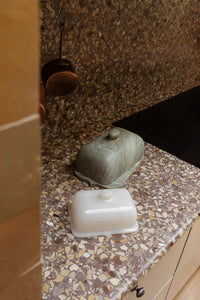 CoTheory Cameo Oblong Cake Tray - White Onyx