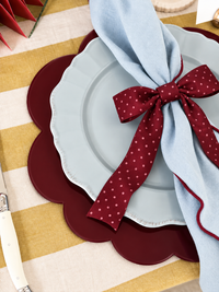 norsu STUDIO Scalloped Placemats – Set of 4, Burgundy