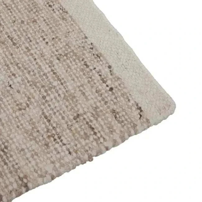 GlobeWest Tepih Maren rug in stone color, hand woven 100% wool with textured design, indoor use.
