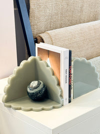 norsu Studio Acrylic Scalloped Bookends (Set of Two) – Sage