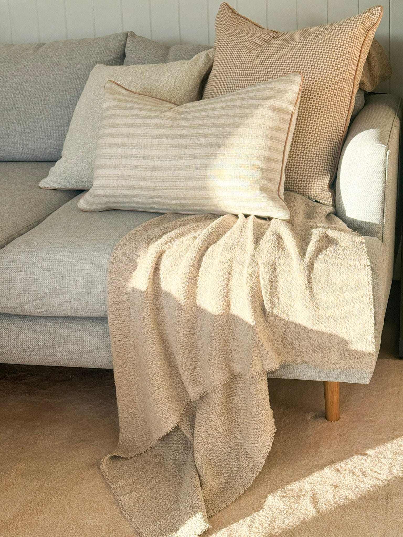 Baya Blankets & Throws Baya Cromwell Throw Blanket - Taupe