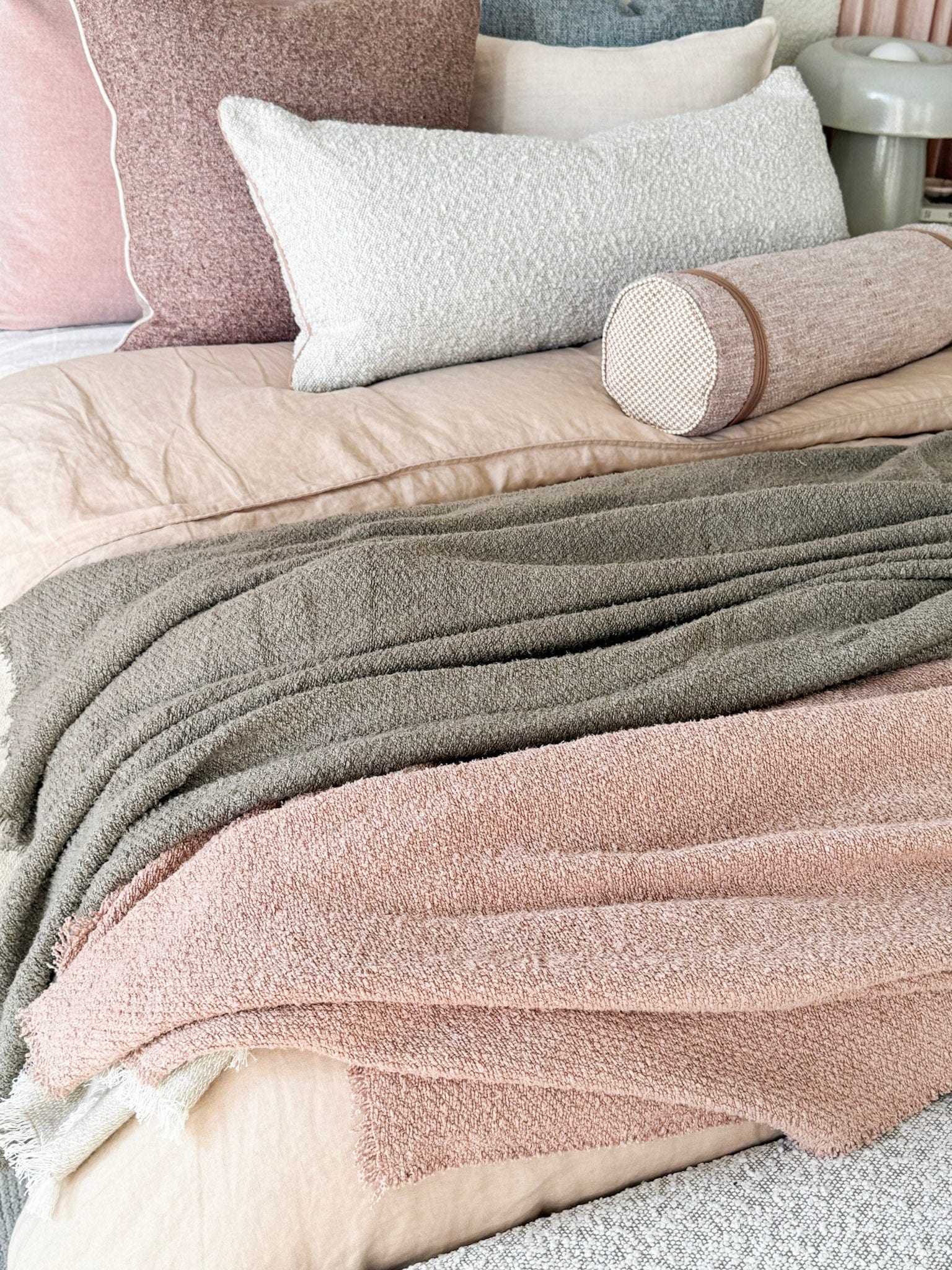 Baya Blankets & Throws Baya Cromwell Throw Blanket - Olive