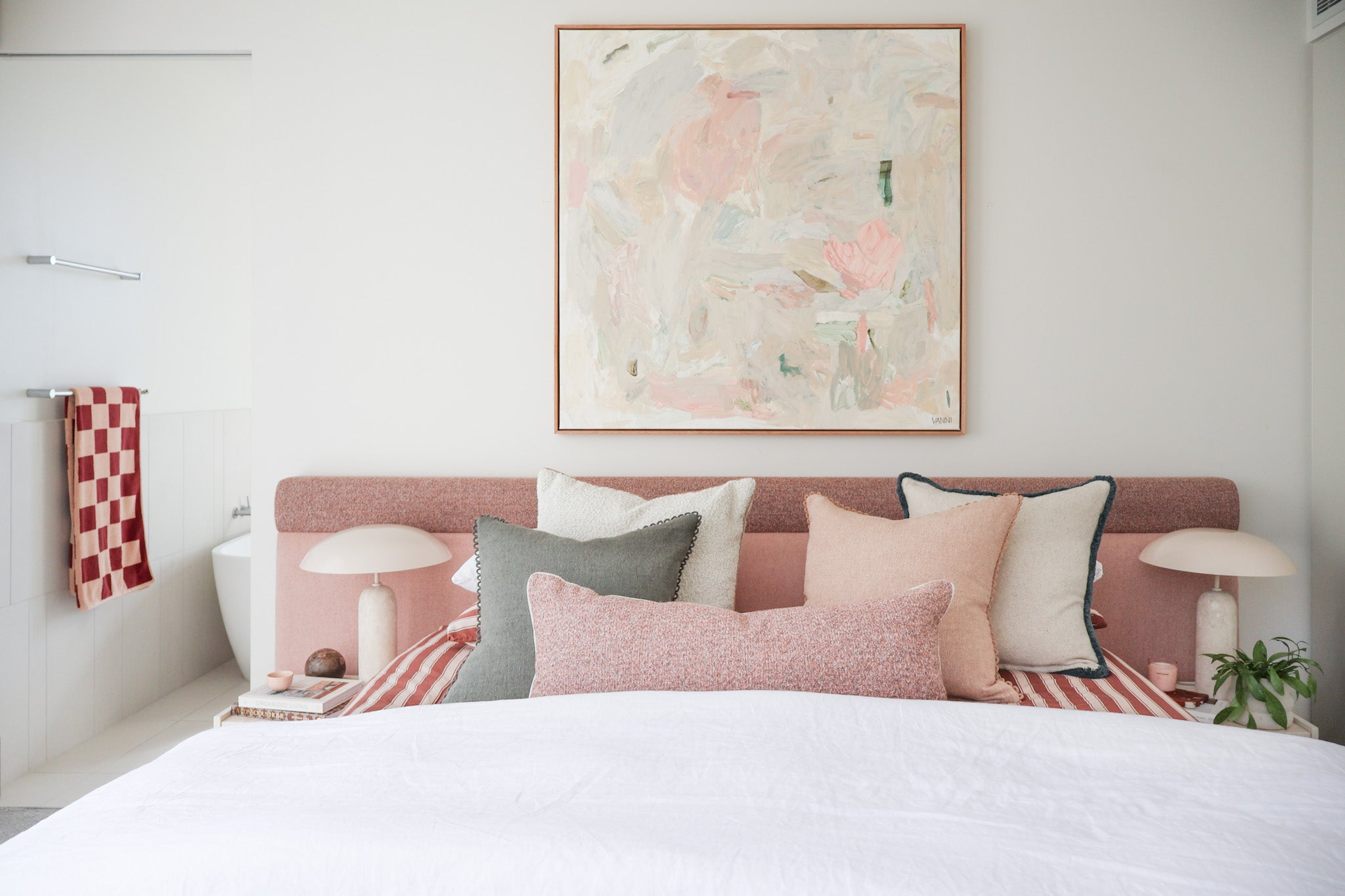 norsu STUDIO Elysian Oversized Top Panelled Bedhead