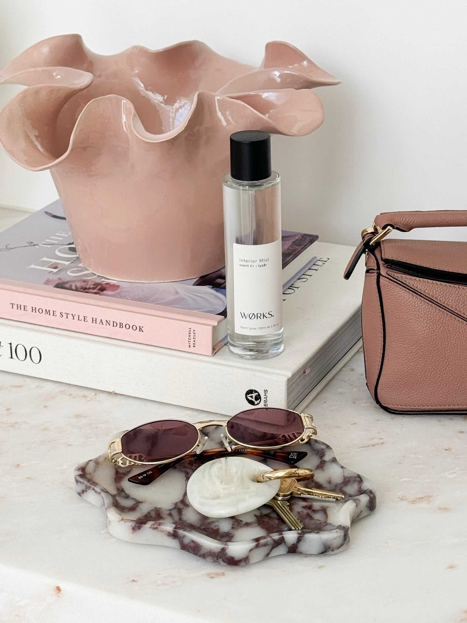 norsu STUDIO Duality Collection Viola marble wavy oval tray with purple veining