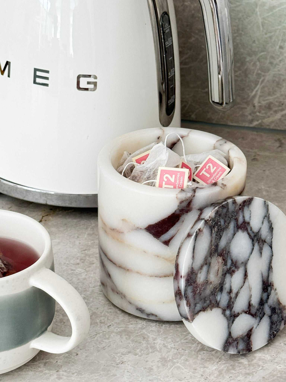 norsu STUDIO Duality Collection Viola Marble Jar with purple veining and polished finish