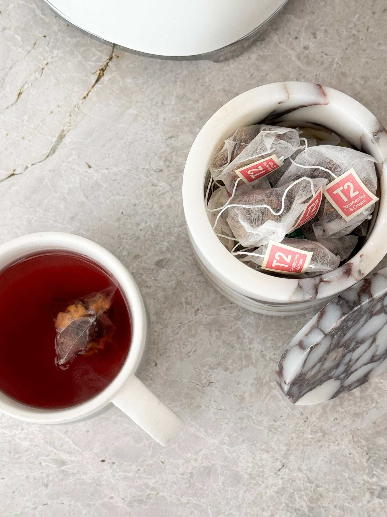 norsu STUDIO Duality Collection Viola Marble Jar with purple veining and polished finish