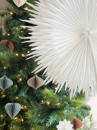 Nordic Rooms Christmas Decorations Window & Wall Hanging Star Ornament, Off-White - Various Sizes
