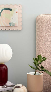 norsu STUDIO scalloped magnetic photo frame in blush with modern gallery style, fits 8x10 photos