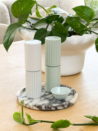 norsu STUDIO Duality Collection Viola round marble tray with lilac and plum veining