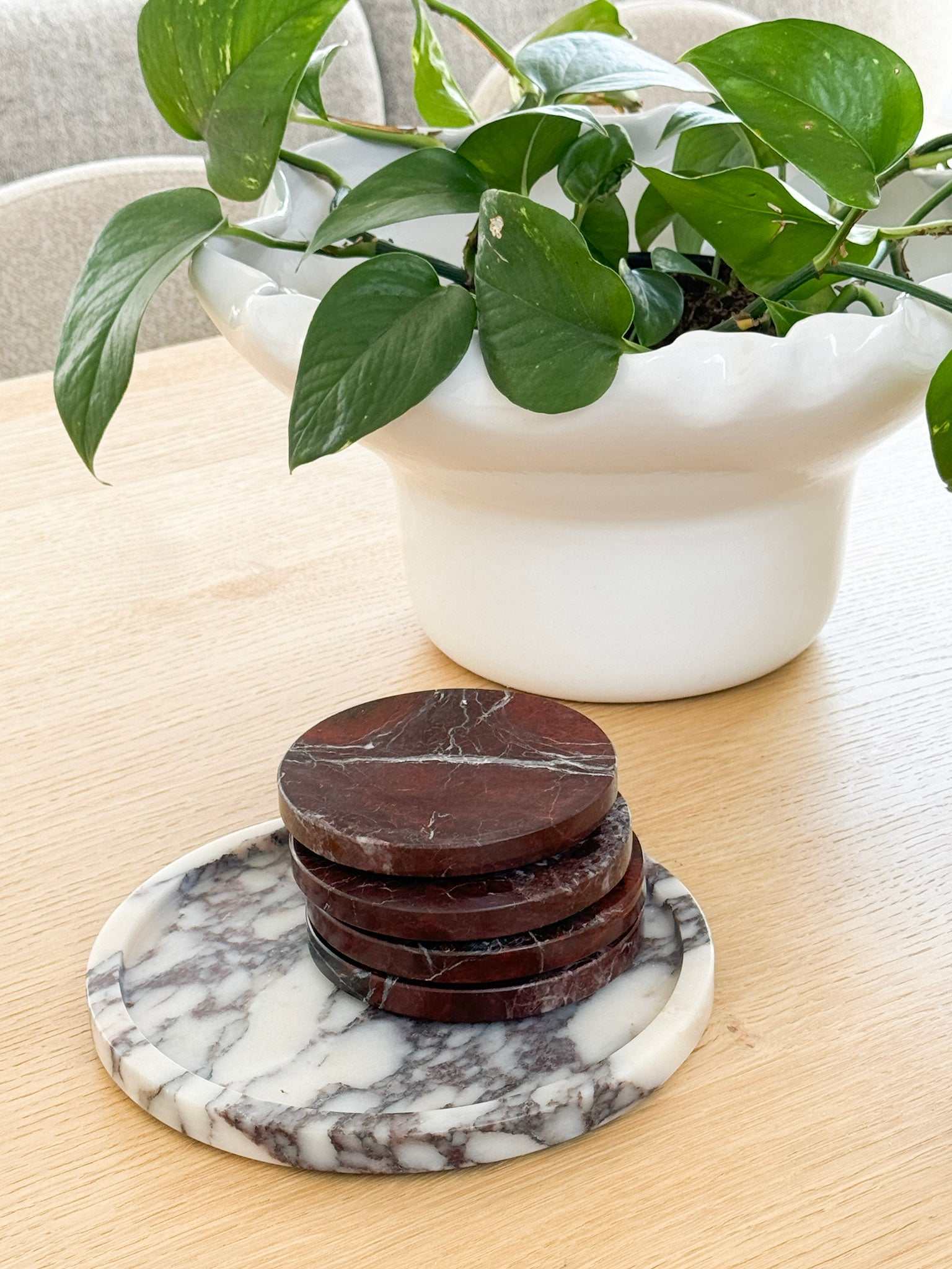 norsu STUDIO Rosso Levanto marble coasters set with burgundy veining