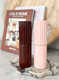 Pink norsu Studio Salt & Pepper Grinder with rubber wood body and high gloss finish
