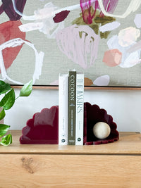 norsu Studio Acrylic Scalloped Bookends (Set of Two) – Merlot