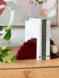 norsu Studio Acrylic Scalloped Bookends (Set of Two) – Merlot