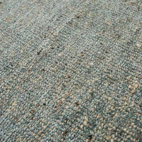 Close-up of GlobeWest Tepih Dune Rug Sacramento in wool blend with textured weave and subtle pattern