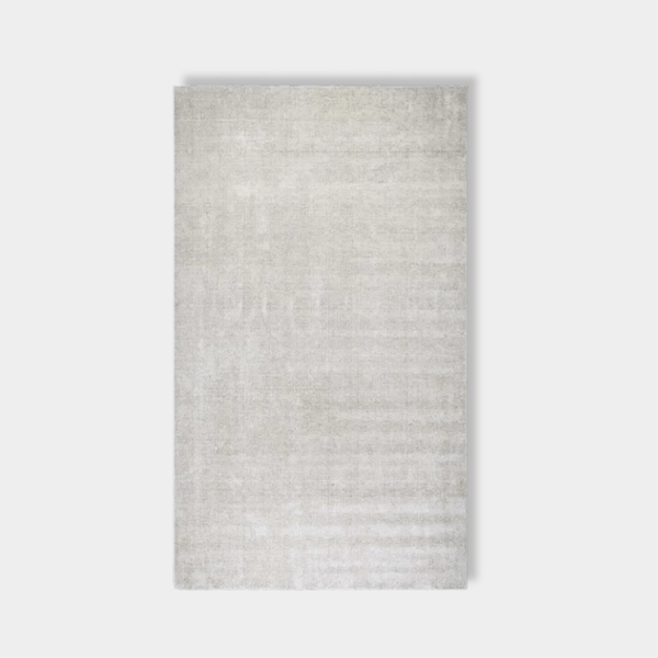 GlobeWest Tepih Neptune hand-woven seashell wool blend indoor rug with subtle rustic texture