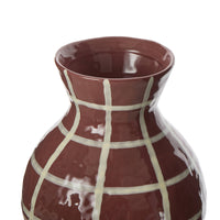 Heirloom Check Vase in Burgundy detail