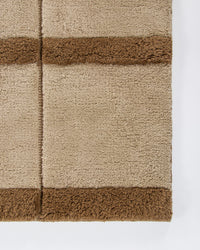 Baya Mesa Floor Rug - Camel corner detail