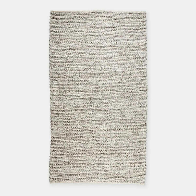 GlobeWest Tepih Bobble Rug in fog color, handwoven wool blend with subtle bobble texture, indoor use.