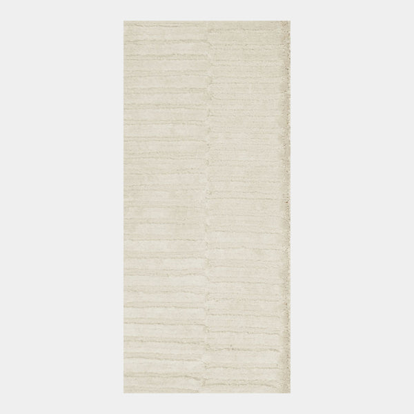 GlobeWest Tepih Harmony Rug in Soft Sand, deep-etched on grey