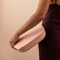 Blush nesting tray with leak-proof seal