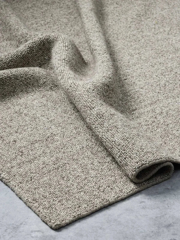 Dark beige Noble Rug with hand-loomed wool pile, durable and stylish home decor