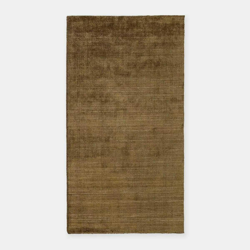 Olive hand-woven GlobeWest Tepih Dune wool blend rug with subtle pattern for indoor use