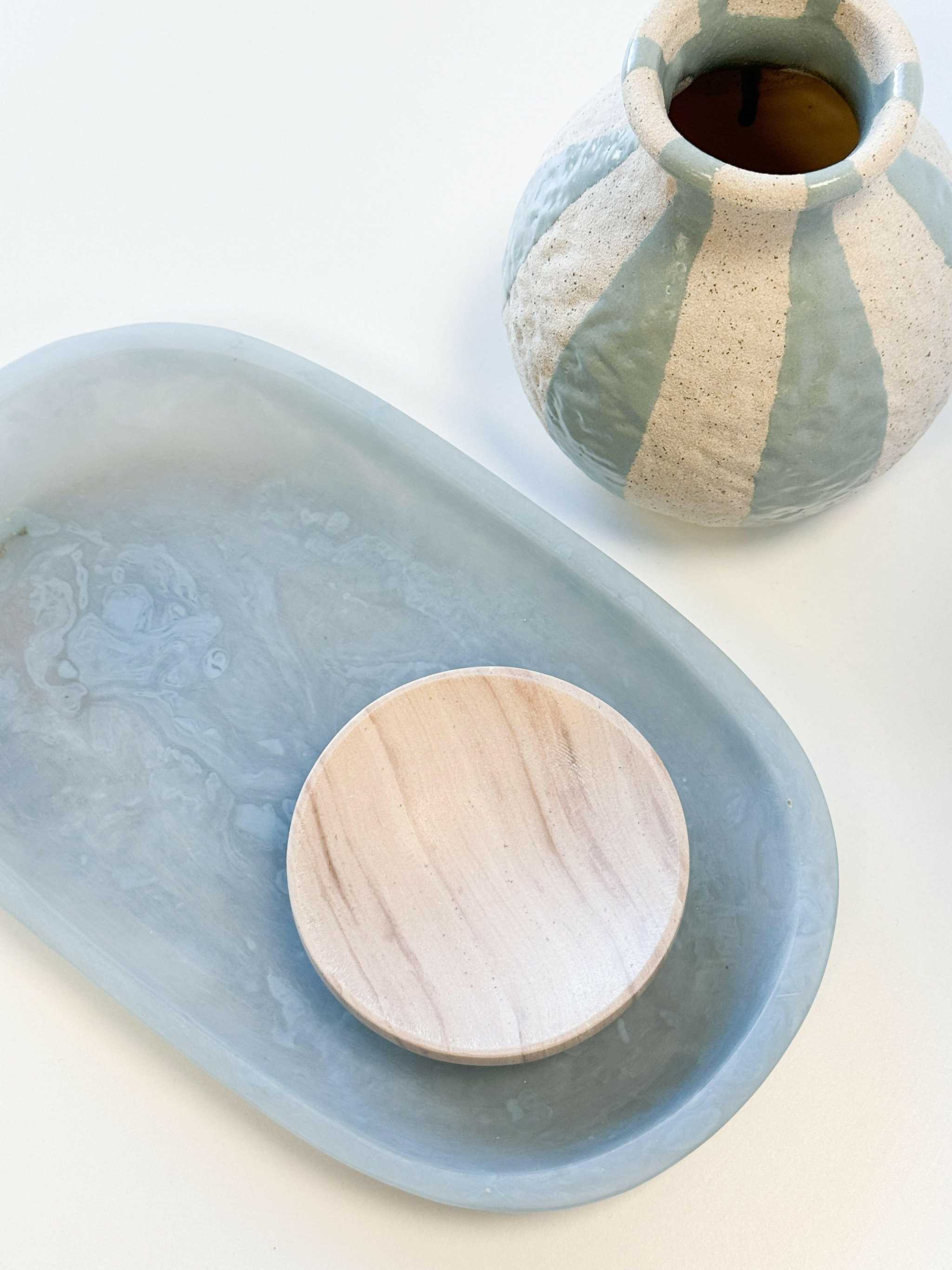 Ada Resin Oval Tray, Sky