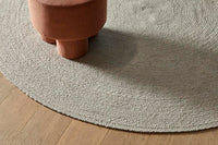 GlobeWest Tepih Round Rug Ivory styled