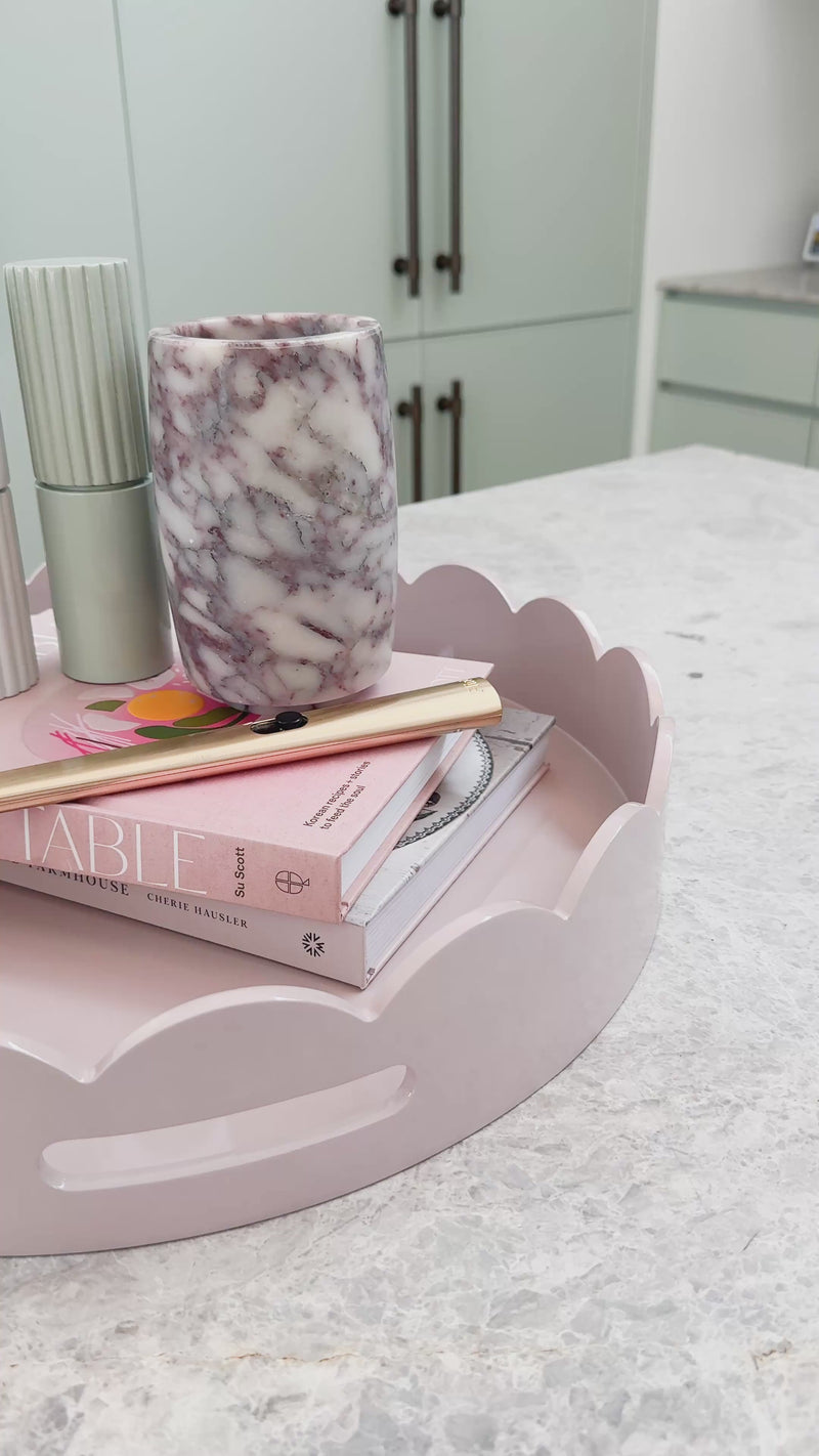 norsu STUDIO Round Extra Large Scalloped Tray – 45 cm, Soft Violet