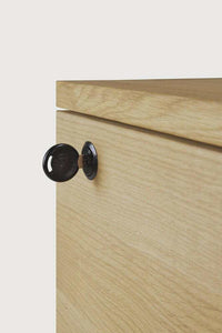 Ethnicraft Oak Billy Drawer unit with 3 soft-close drawers and key lock in varnished oak finish