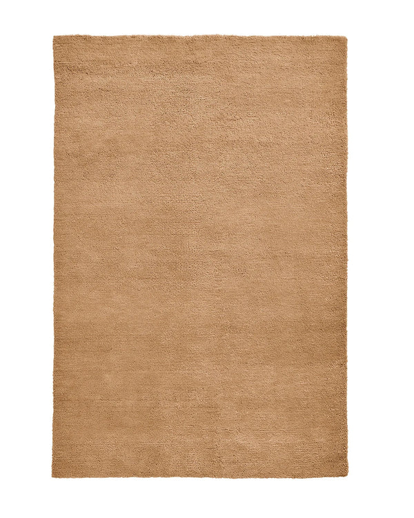 Plush chunky camel Valencia Rug made of 100% wool with rich texture and warm golden tone
