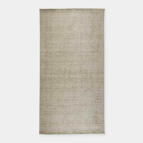 GlobeWest Tepih Neptune hand-woven silver grey wool blend indoor rug with subtle rustic texture